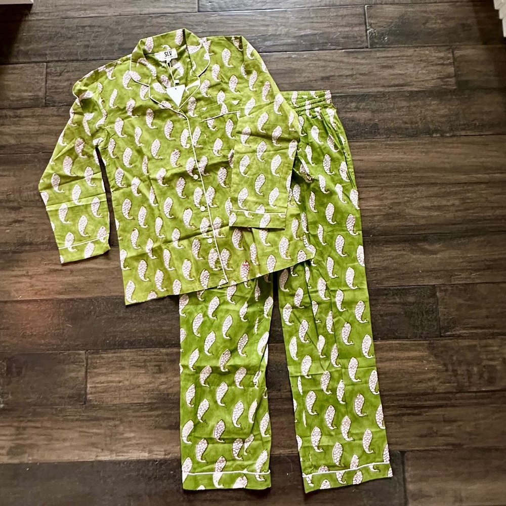 SUR LA VAGUE WOMEN'S FISHY PAJAMA SET Sz XS/S NWT + Pouch